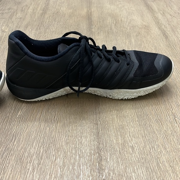 ASICS training shoes - Picture 4 of 12